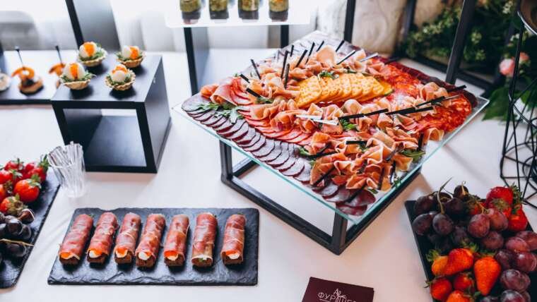 BEST NIKAH CATERING SERVICES IN HYDERABAD | PREMIUM, AFFORDABLE & AUTHENTIC WEDDING CATERING EXPERTS