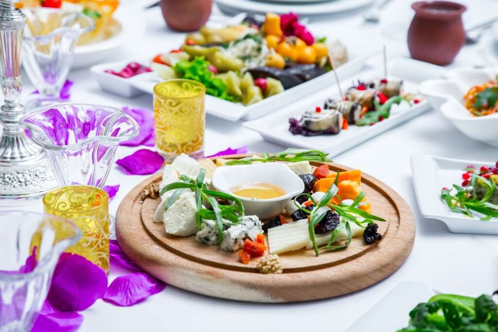 Muslim Wedding Caterer in Hyderabad 2026 | From ₹250/plate 2 Muslim Wedding Caterer in Hyderabad 2026 | From ₹250/plate